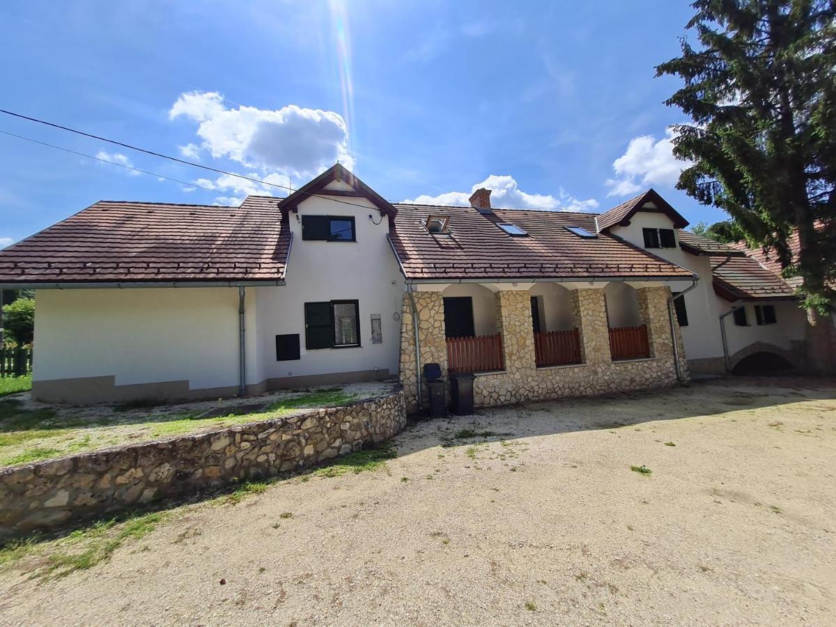 Hotel Patakmalom Vendeghaz Döbrönte Exterior foto